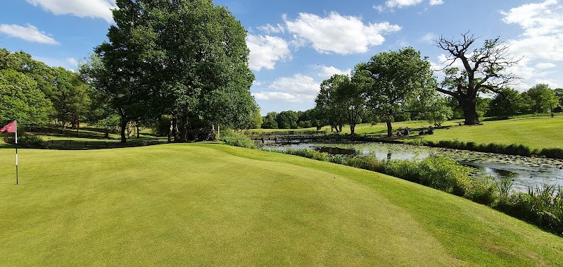 The Hertfordshire Golf Club