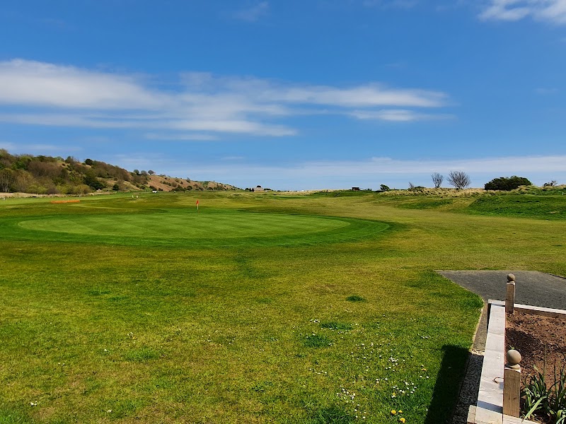 Alnmouth Village