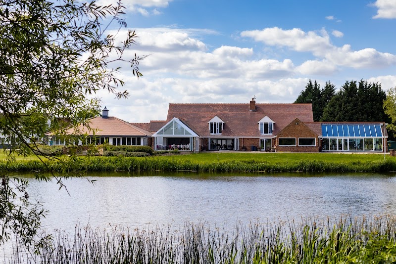 Kingfisher Country Club