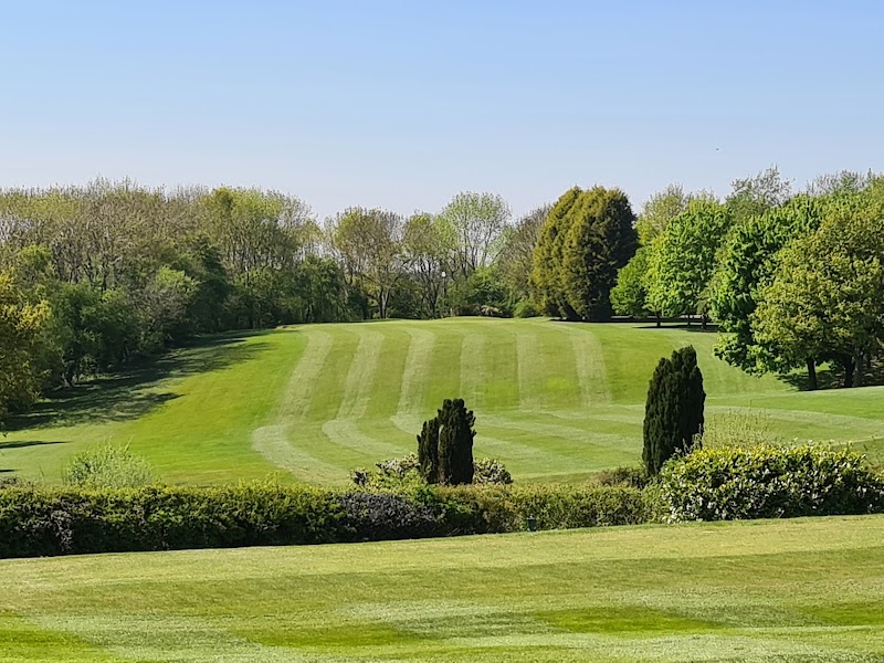 Oakridge Golf Club