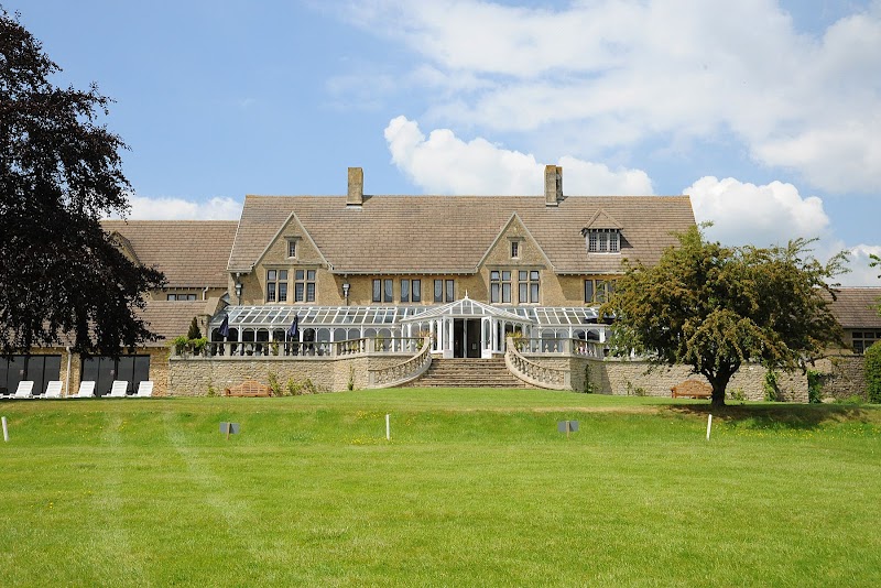 Cricklade House ex Cricklade Hotel