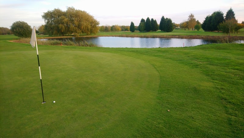 Thorney Lakes Golf Club