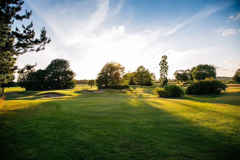 Adlington Golf Centre