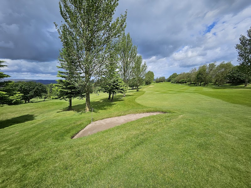 Woodhall Hills Golf Club