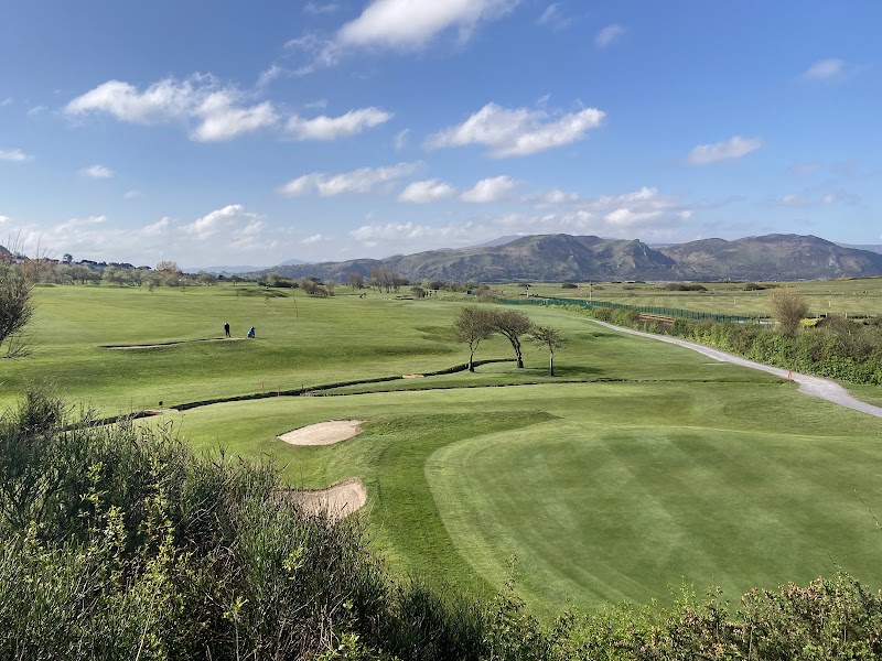 Maesdu Golf Club