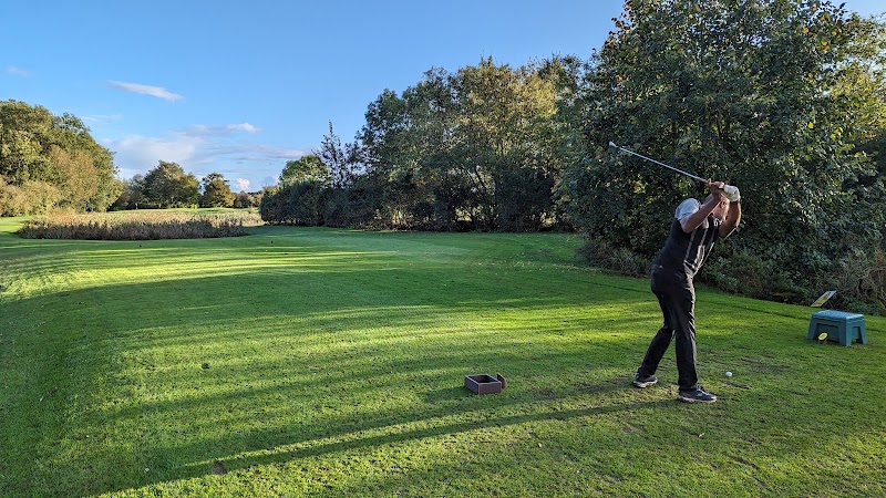Witney Lakes Resort