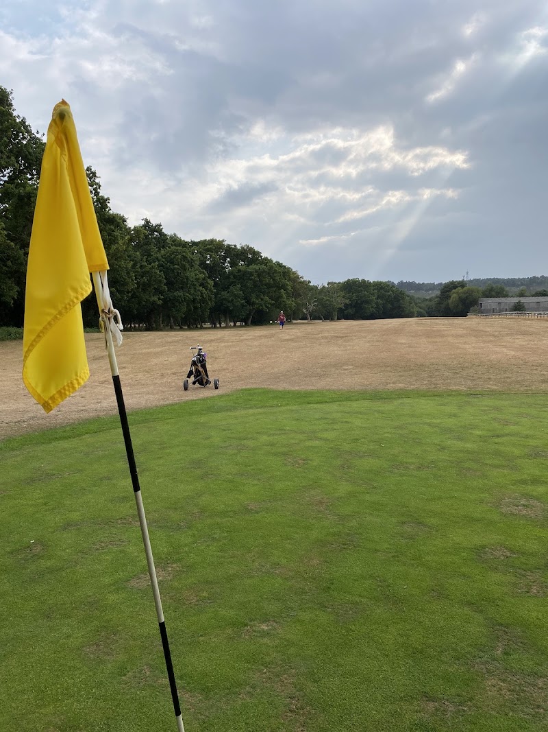 Dudmoor Farm Riding School and Golf Course