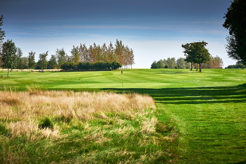 South Cerney Golf Course & Driving Range