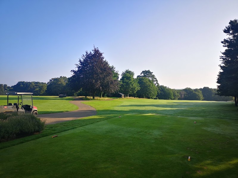 Coombe Hill Golf Club