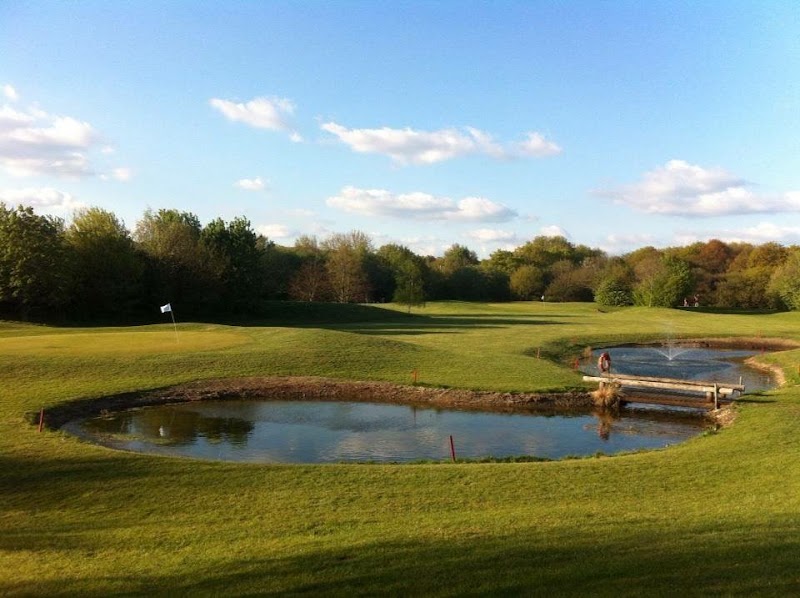 Metro Golf Centre